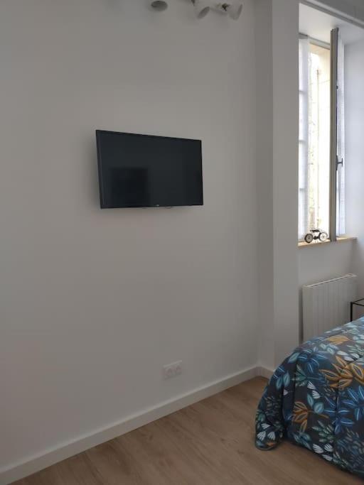 Appartement Avec Parking Prive Сомюр Екстериор снимка